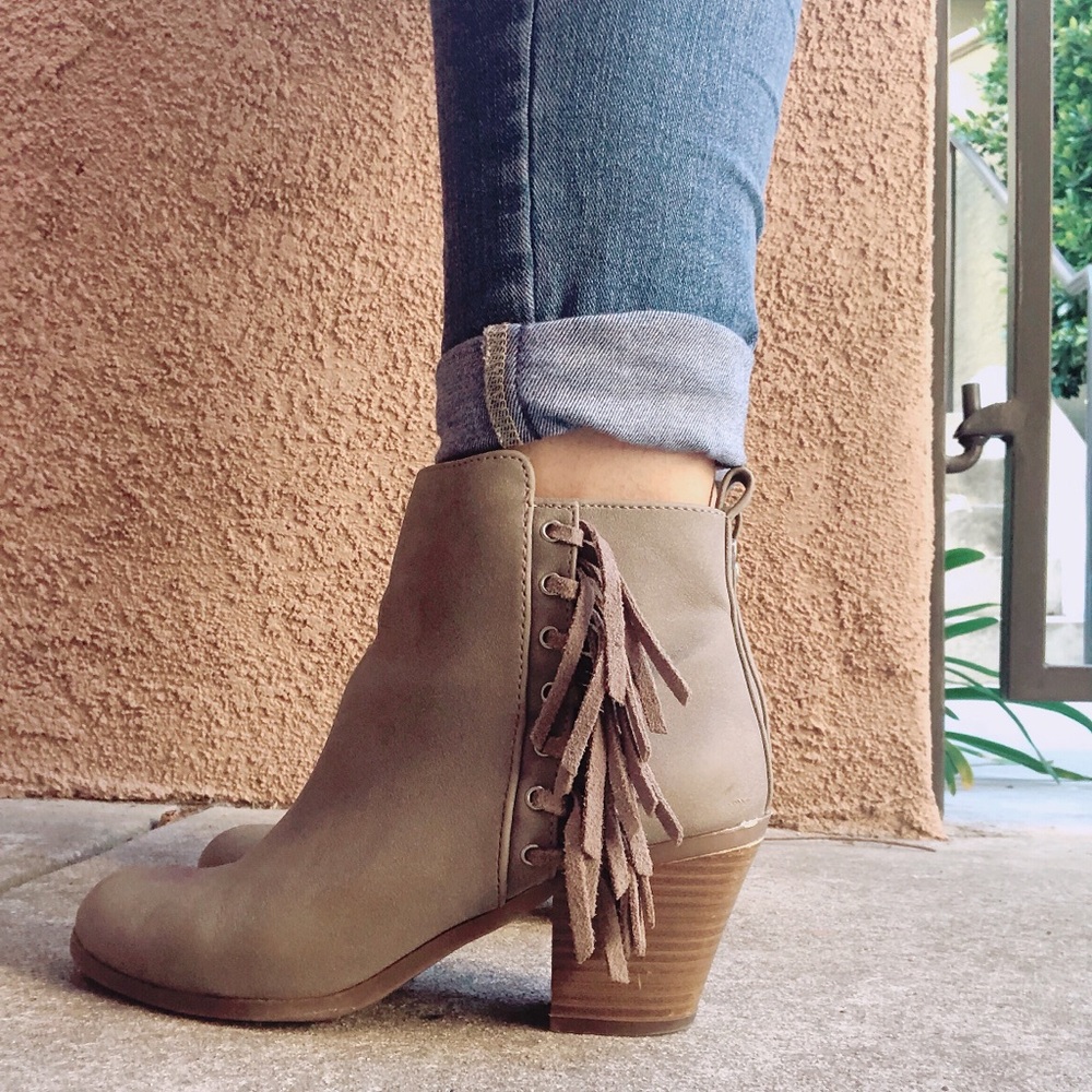 Taupe/Grey Booties!